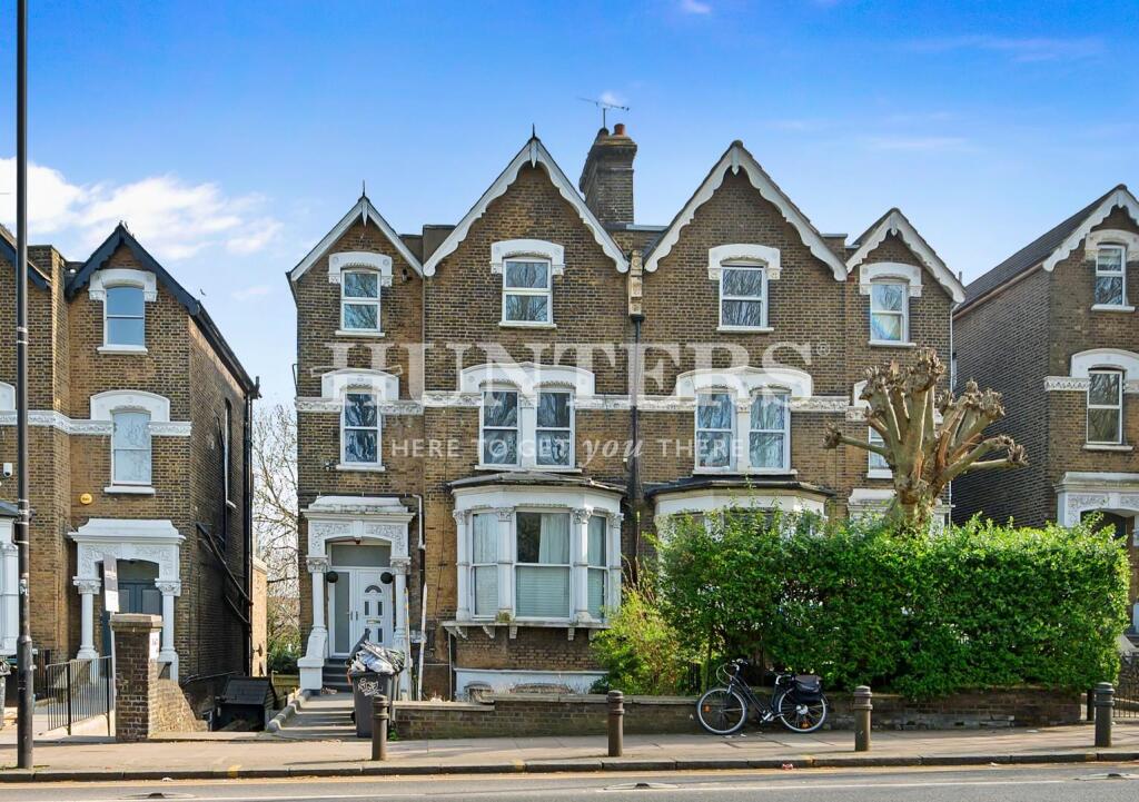 1 bed 1st Floor Flat for rent in London. From Hunters - Stoke Newington