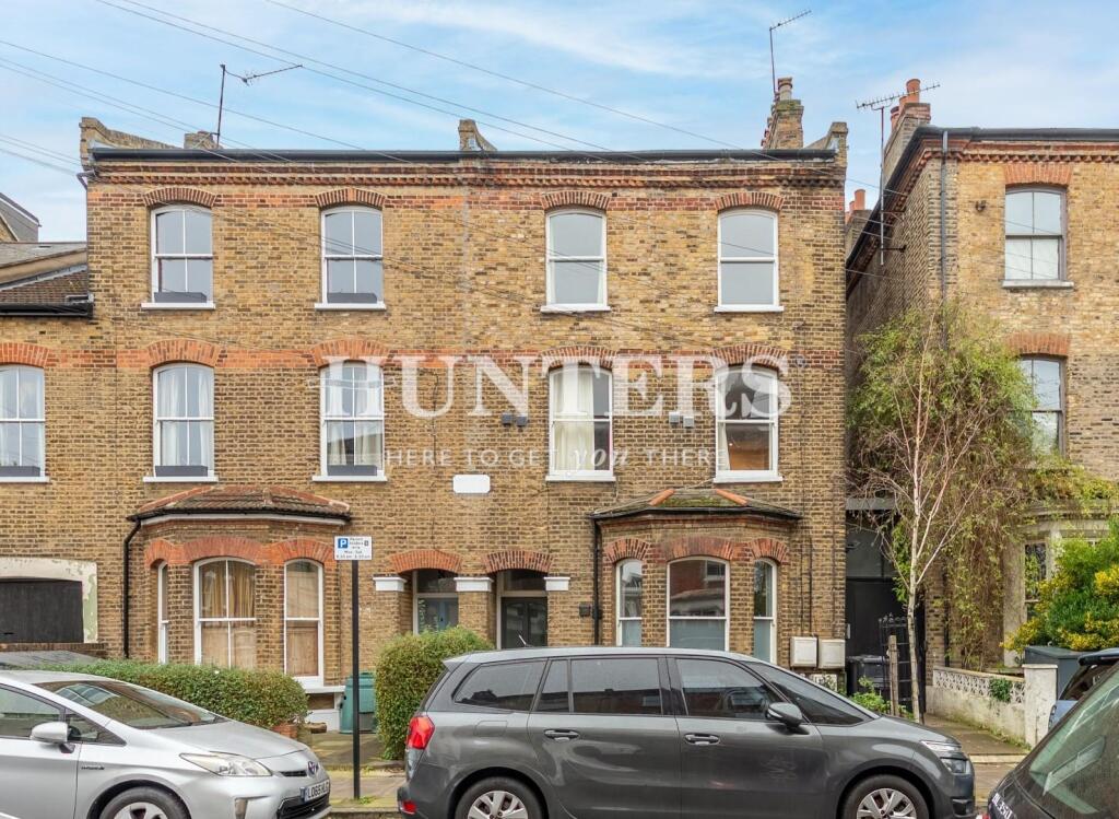 1 bed 1st Floor Flat for rent in London. From Hunters - Stoke Newington