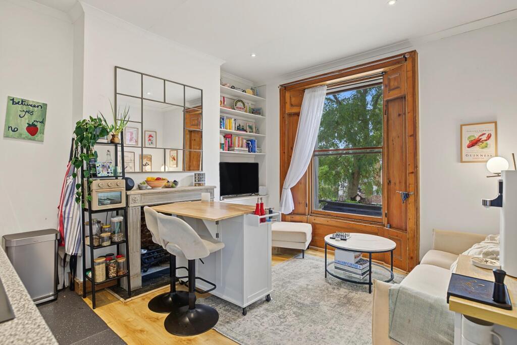 2 bed 1st Floor Flat for rent in Islington. From Hunters - Stoke Newington 2 bed 1st Floor Flat for rent in Islington. From Hunters - Stoke Newington
