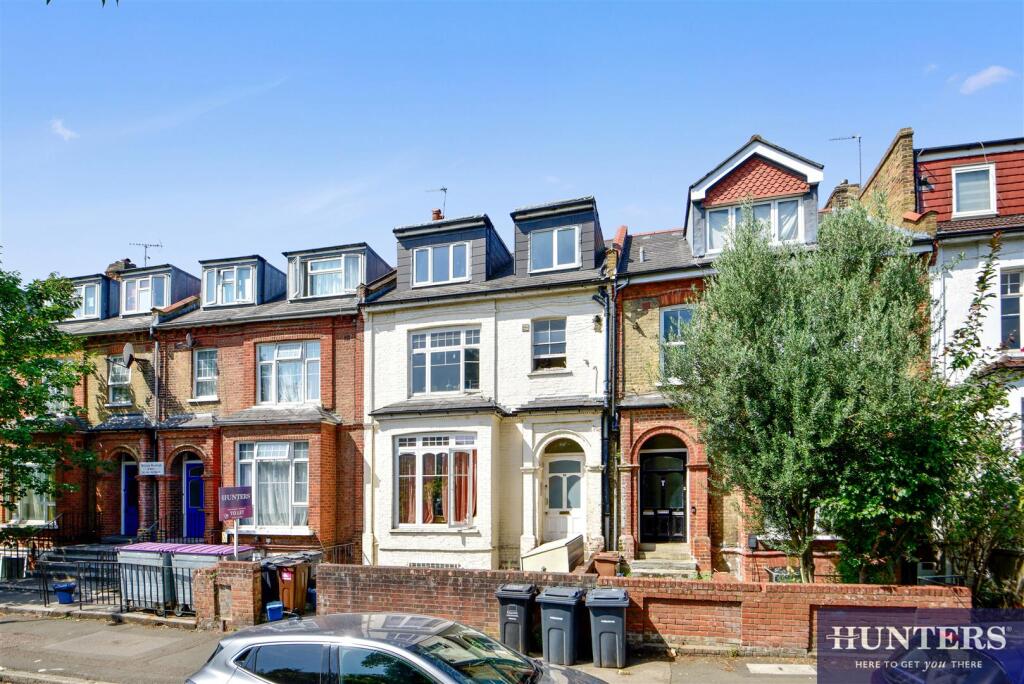 1 bed 1st Floor Flat for rent in London. From Hunters - Stoke Newington