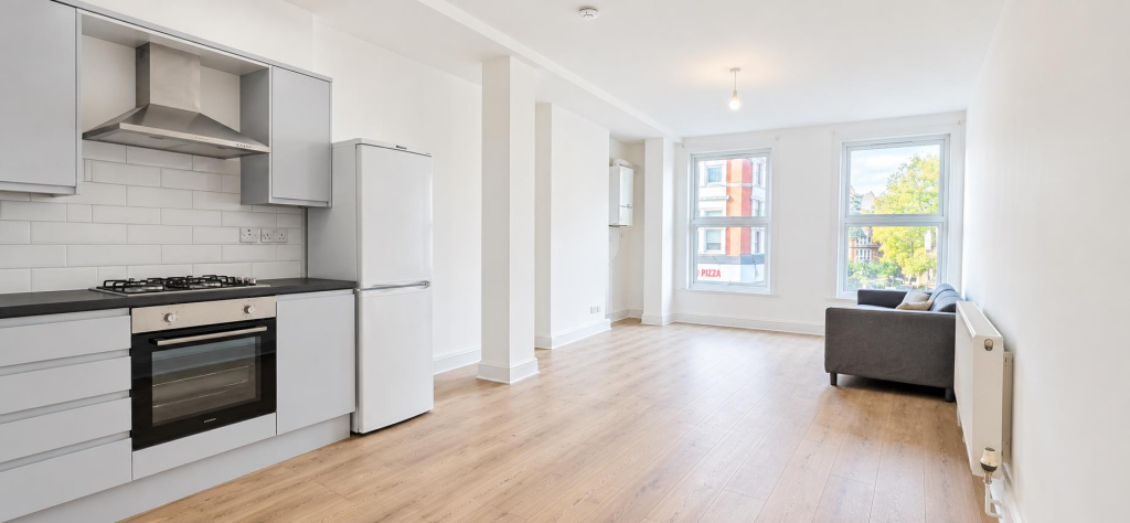 1 bed 1st Floor Flat for rent in Stoke Newington. From Hunters - Stoke Newington