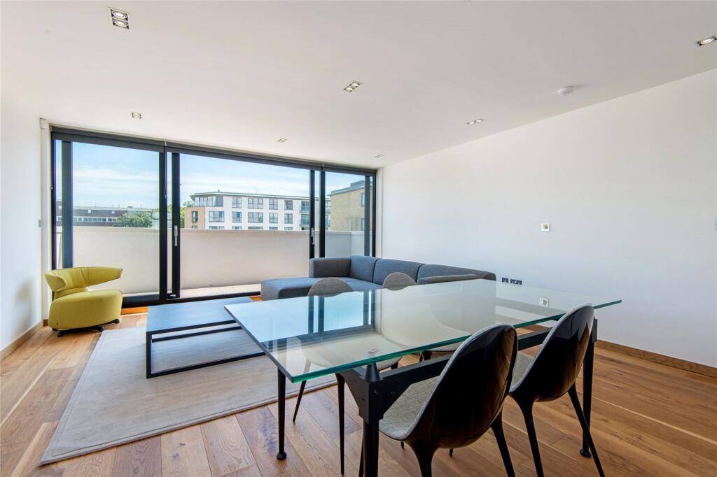 1 bed Penthouse for rent in Islington. From Hurford Salvi Carr - Islington & Shoreditch