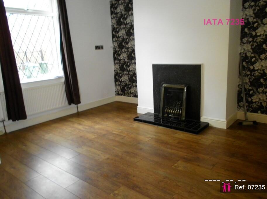 2 bed Mid Terraced House for rent in Whitworth. From I AM THE AGENT