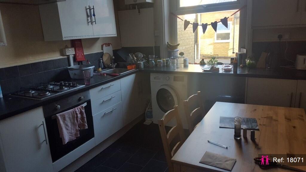 5 bed Apartment for rent in Kingston upon Thames. From I AM THE AGENT