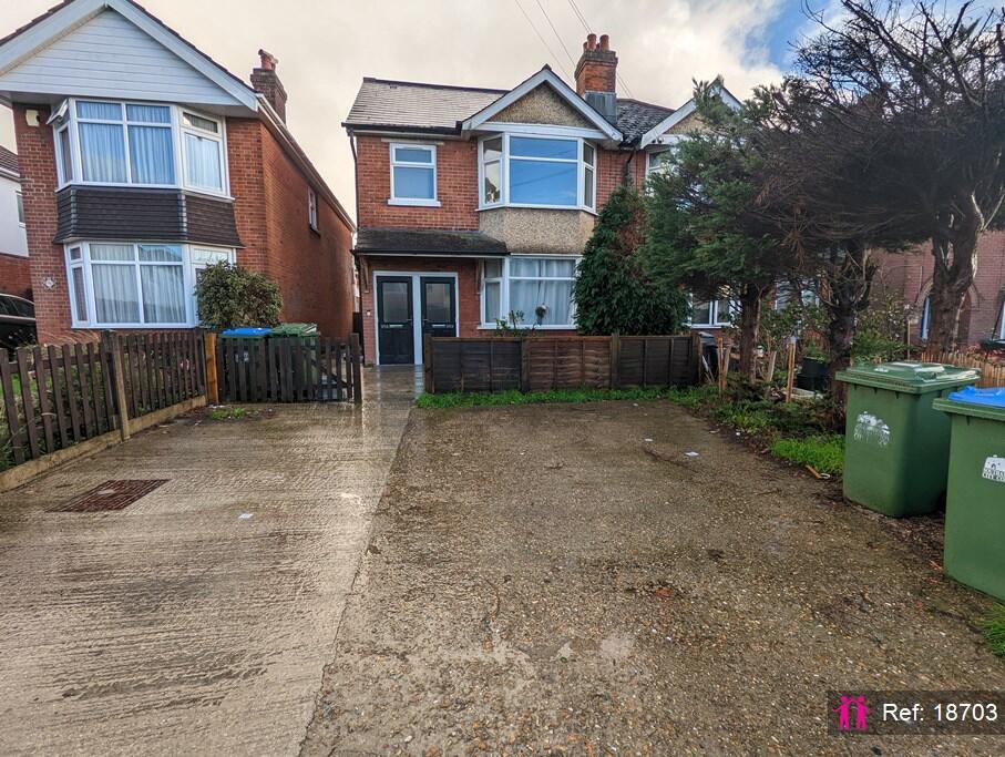 2 bed Annexe for rent in Southampton. From I AM THE AGENT 2 bed Annexe for rent in Southampton. From I AM THE AGENT