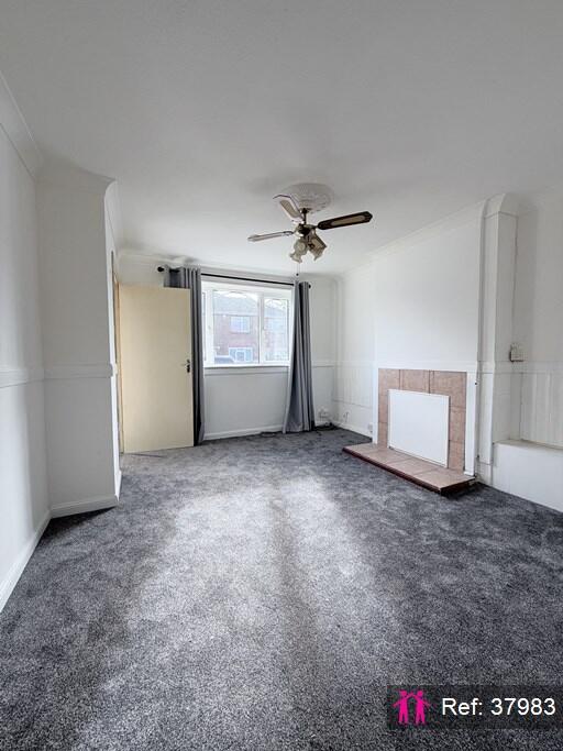 2 bed Mid Terraced House for rent in Upper Sundon. From I AM THE AGENT 2 bed Mid Terraced House for rent in Upper Sundon. From I AM THE AGENT