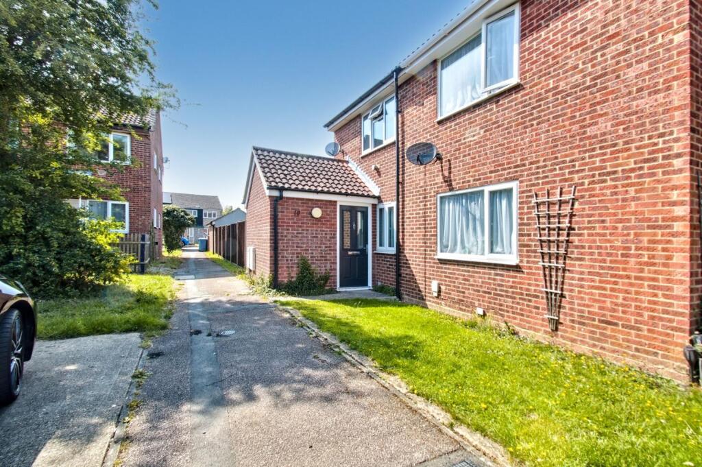 3 bed Semi Detached for rent in Glemsford. From Boydens - Sudbury 3 bed Semi Detached for rent in Glemsford. From Boydens - Sudbury