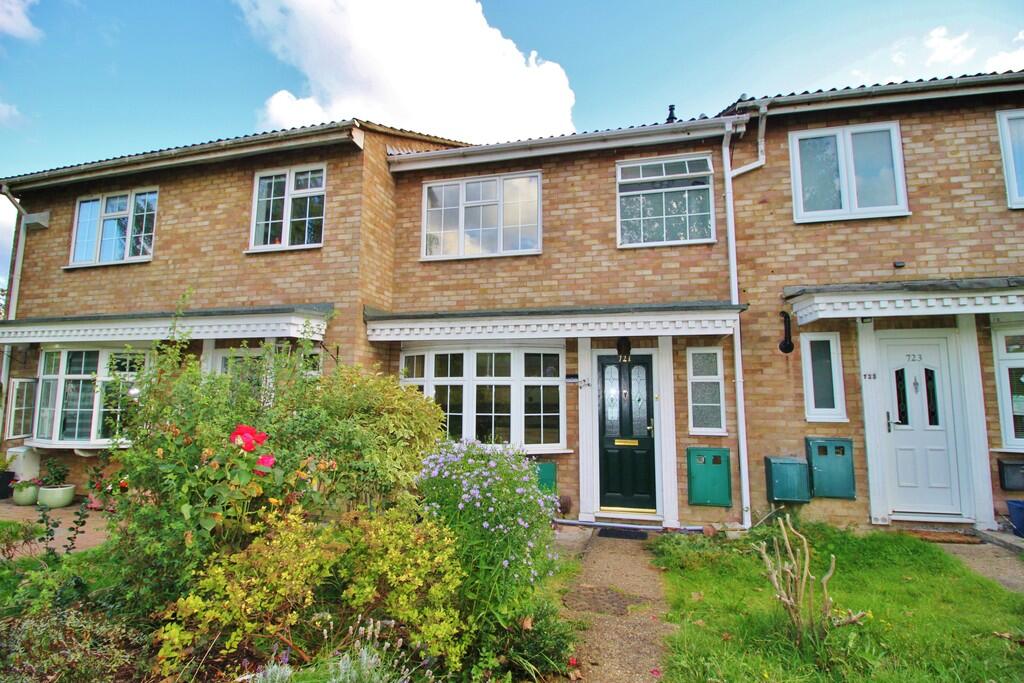 3 bed Mid Terraced House for rent in Chigwell. From iglu - London