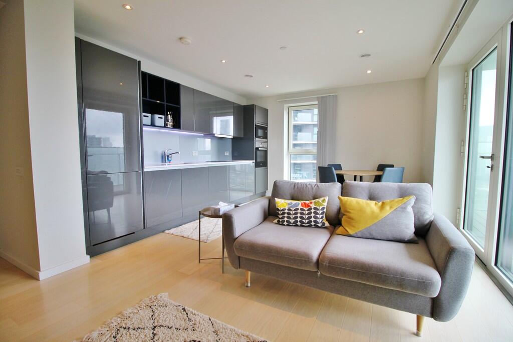 2 bed Apartment for rent in London. From iglu - London