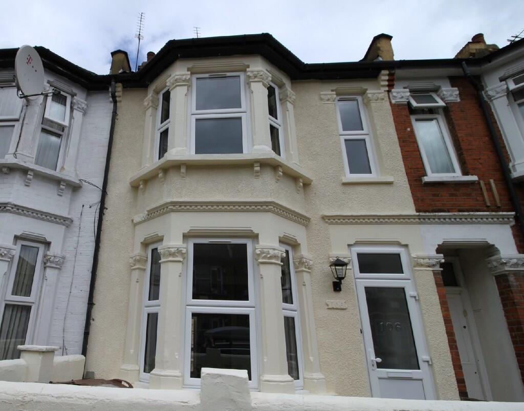 3 bed Mid Terraced House for rent in Barking. From iglu - London 3 bed Mid Terraced House for rent in Barking. From iglu - London