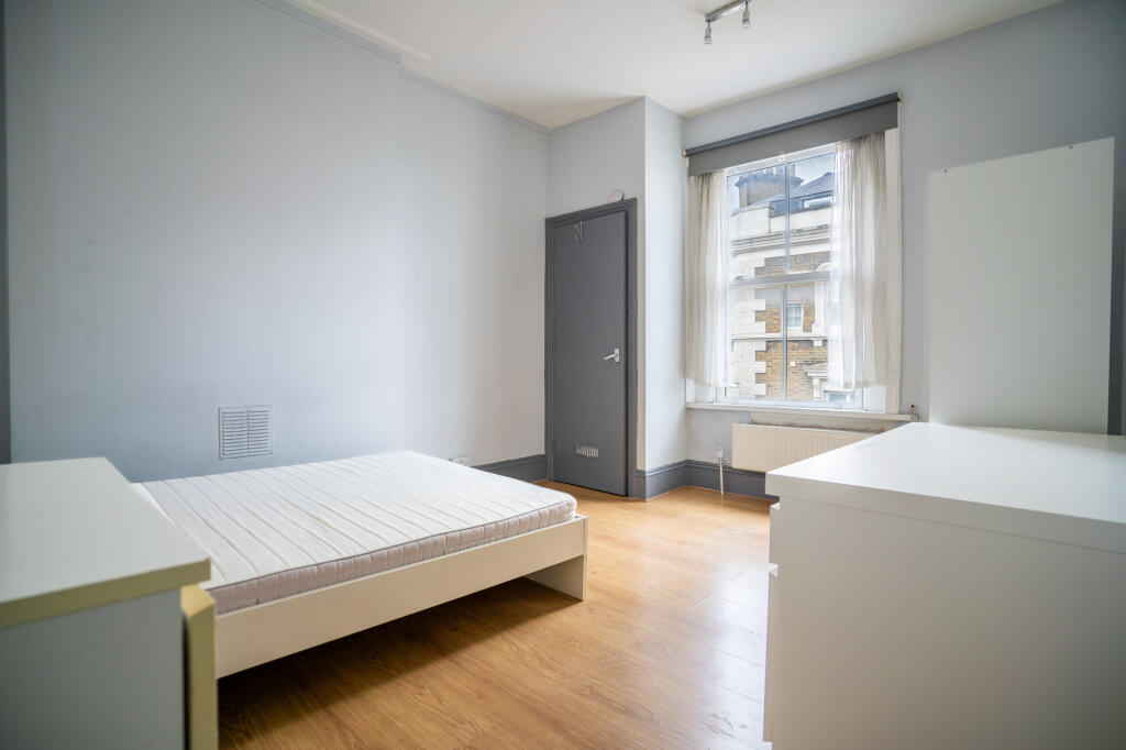 4 bed Flat Share for rent in Penge. From iMove Property - Crystal Palace - London 4 bed Flat Share for rent in Penge. From iMove Property - Crystal Palace - London
