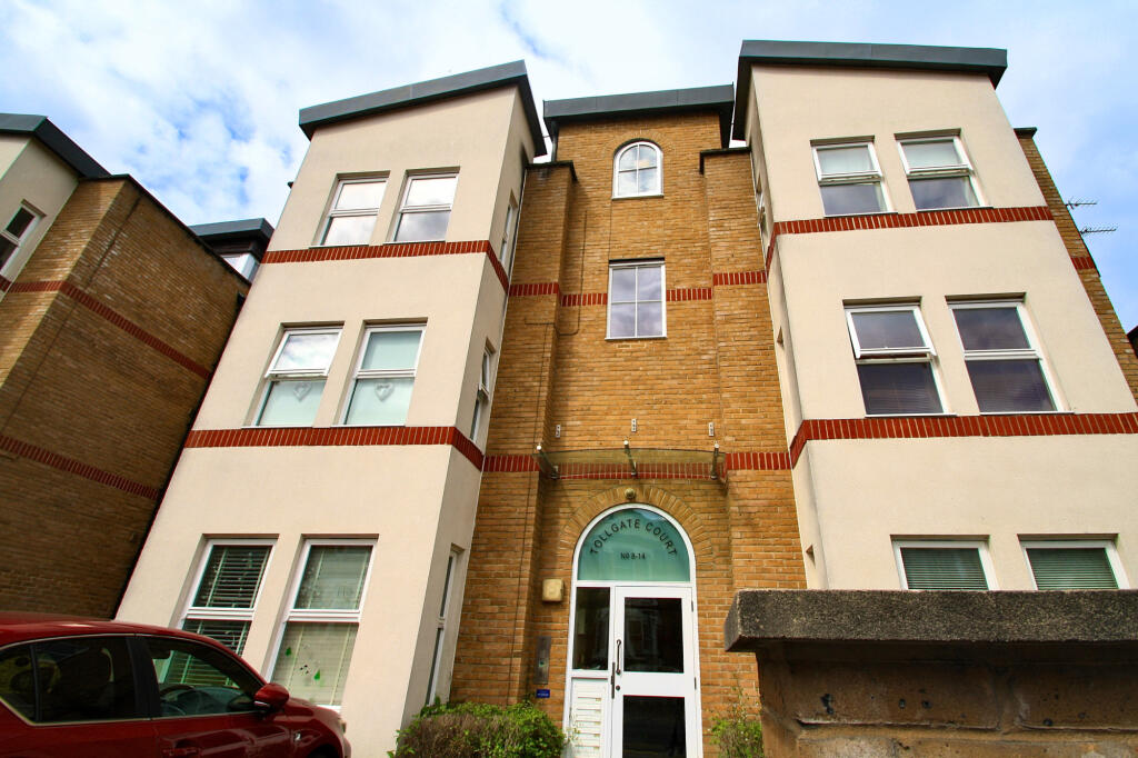 2 bed 1st Floor Flat for rent in Croydon. From iMove Property - Crystal Palace - London 2 bed 1st Floor Flat for rent in Croydon. From iMove Property - Crystal Palace - London
