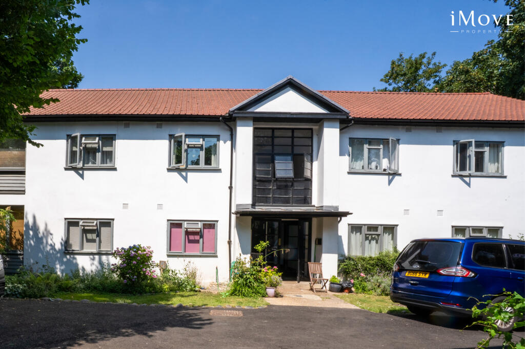 2 bed 1st Floor Flat for rent in Penge. From iMove Property - Crystal Palace - London