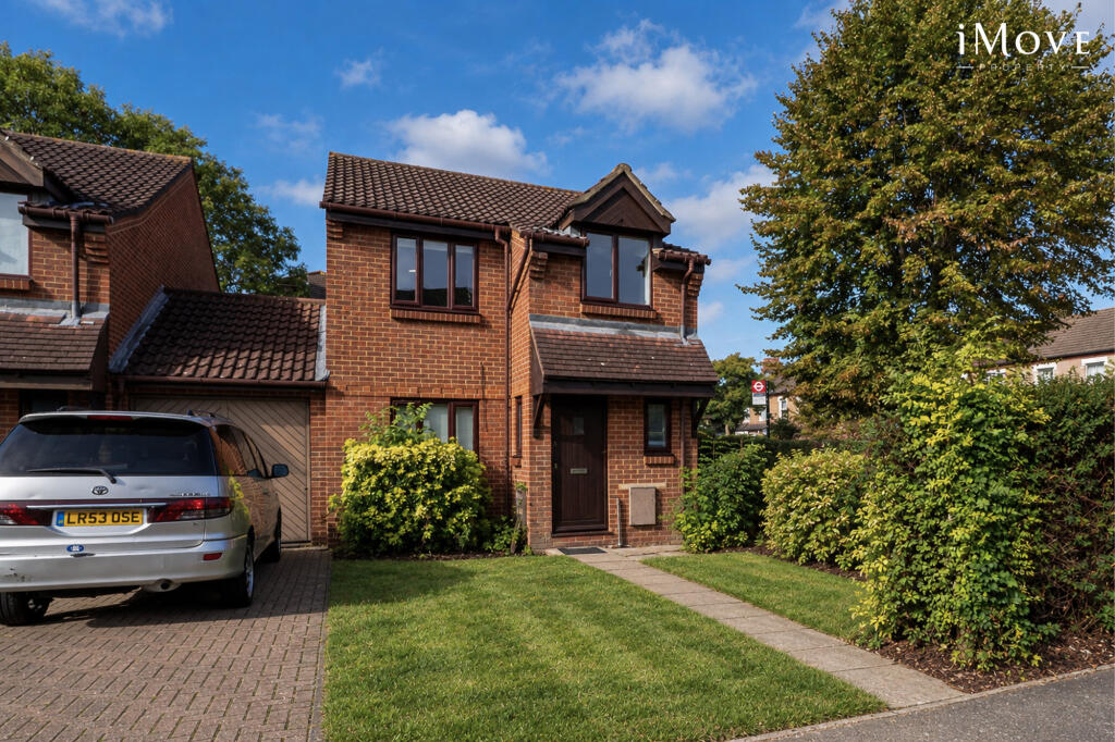 3 bed Detached for rent in Croydon. From iMove Property - Crystal Palace - London 3 bed Detached for rent in Croydon. From iMove Property - Crystal Palace - London