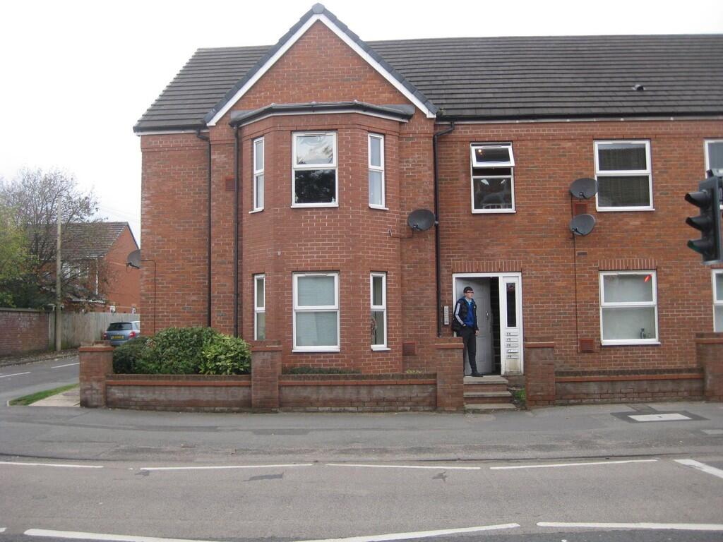 1 bed Apartment for rent in Irlam. From Irlam Estates - Irlam