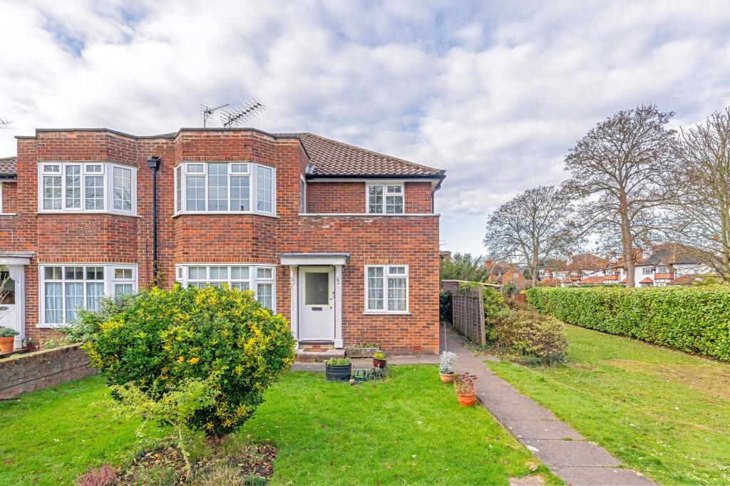 2 bed Not Specified for rent in Long Ditton. From Ivy Gate - London - Sales & Lettings