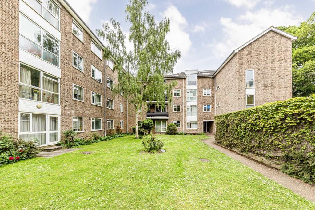 1 bed 1st Floor Flat for rent in Teddington. From Jackson-Stops - Teddington