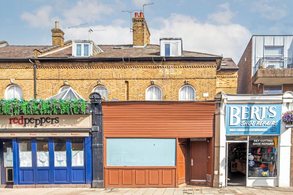 1 bed 1st Floor Flat for rent in Teddington. From Jackson-Stops - Teddington 1 bed 1st Floor Flat for rent in Teddington. From Jackson-Stops - Teddington