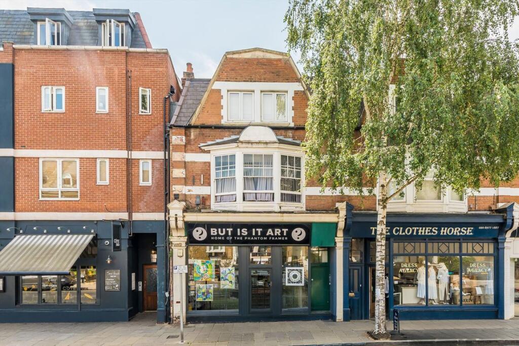 2 bed 1st Floor Flat for rent in Teddington. From Jackson-Stops - Teddington