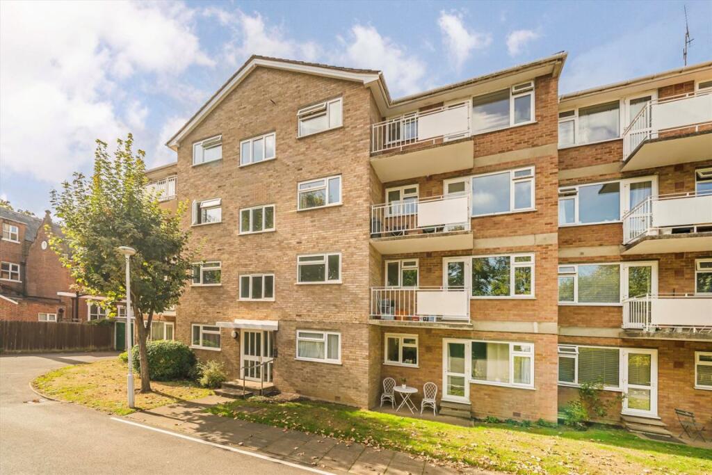 1 bed 1st Floor Flat for rent in Kingston upon Thames. From Jackson-Stops - Teddington 1 bed 1st Floor Flat for rent in Kingston upon Thames. From Jackson-Stops - Teddington
