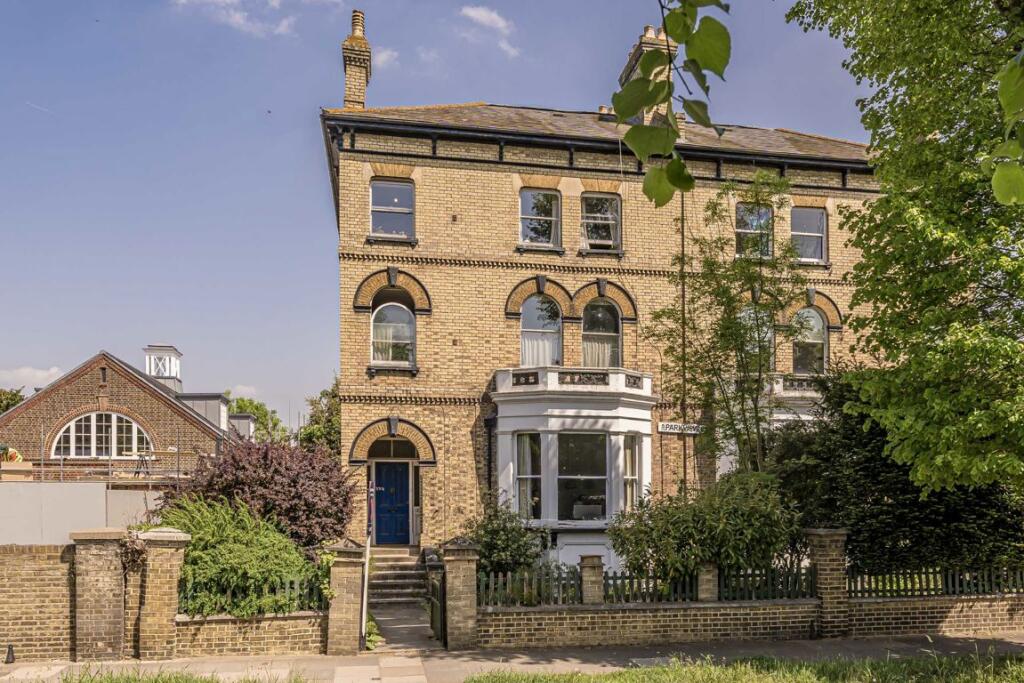 1 bed 1st Floor Flat for rent in Kingston upon Thames. From Jackson-Stops - Teddington 1 bed 1st Floor Flat for rent in Kingston upon Thames. From Jackson-Stops - Teddington