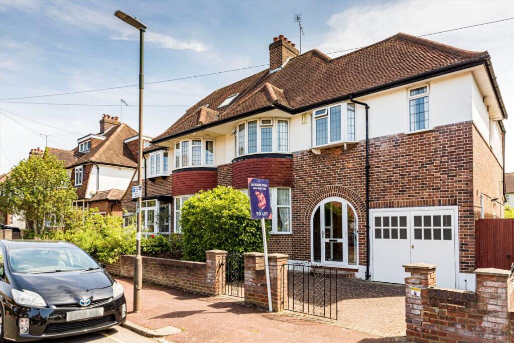 4 bed Detached for rent in New Malden. From Jackson-Stops - Wimbledon