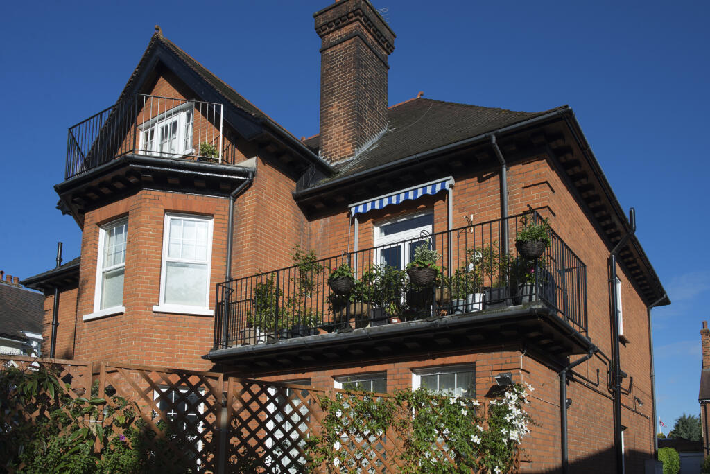 3 bed Apartment for rent in Chislehurst. From jdm - Locksbottom 3 bed Apartment for rent in Chislehurst. From jdm - Locksbottom