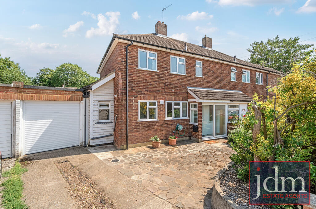 4 bed Semi Detached for rent in Ruxley. From jdm - Locksbottom