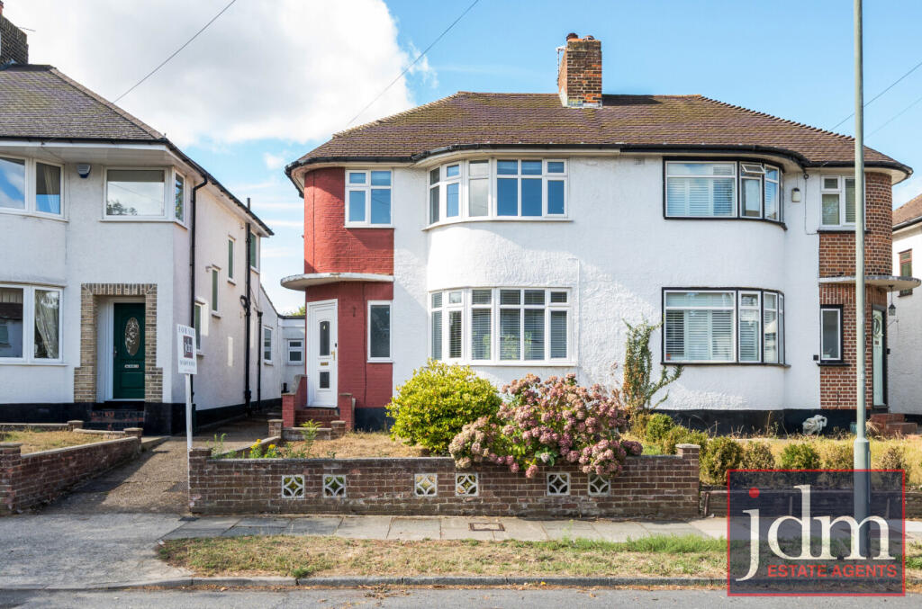 3 bed Semi Detached for rent in Crofton. From jdm - Locksbottom