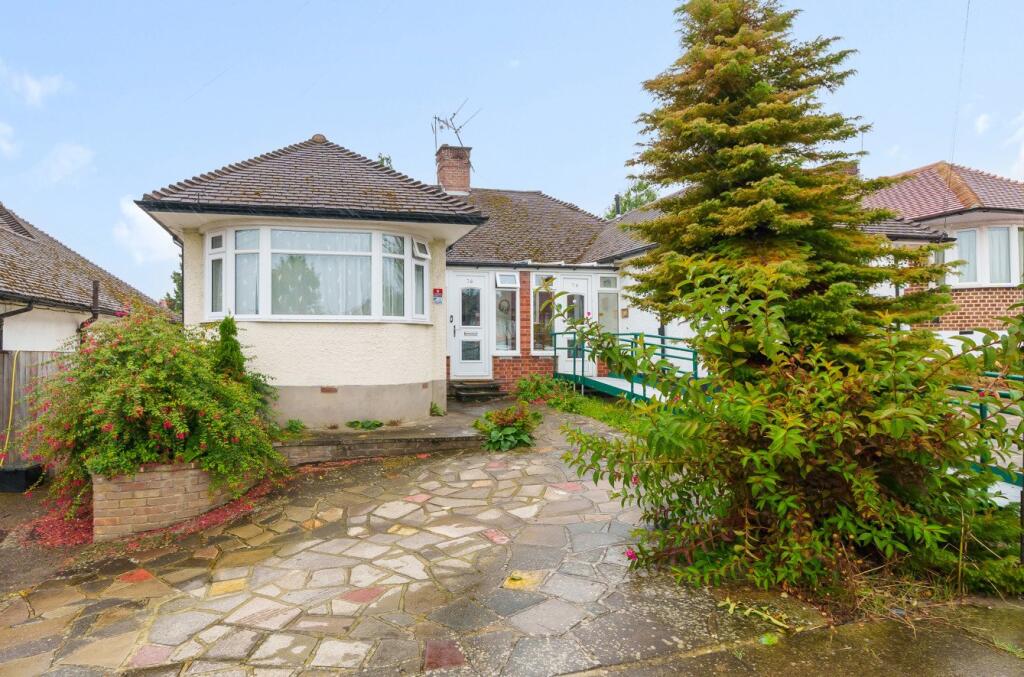 3 bed Bungalow for rent in Orpington. From jdm - Locksbottom