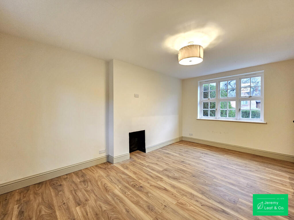2 bed Cottage for rent in Finchley. From Jeremy Leaf & Co - East Finchley