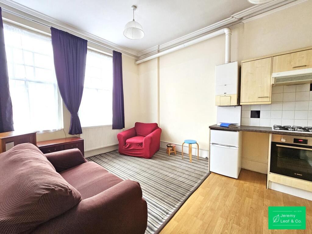 2 bed 1st Floor Flat for rent in Finchley. From Jeremy Leaf & Co - East Finchley