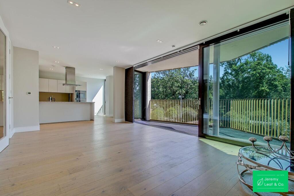 2 bed Apartment for rent in Finchley. From Jeremy Leaf & Co - East Finchley