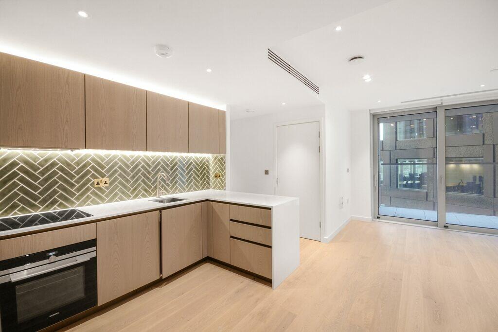 2 bed Apartment for rent in London. From JLL - London - City