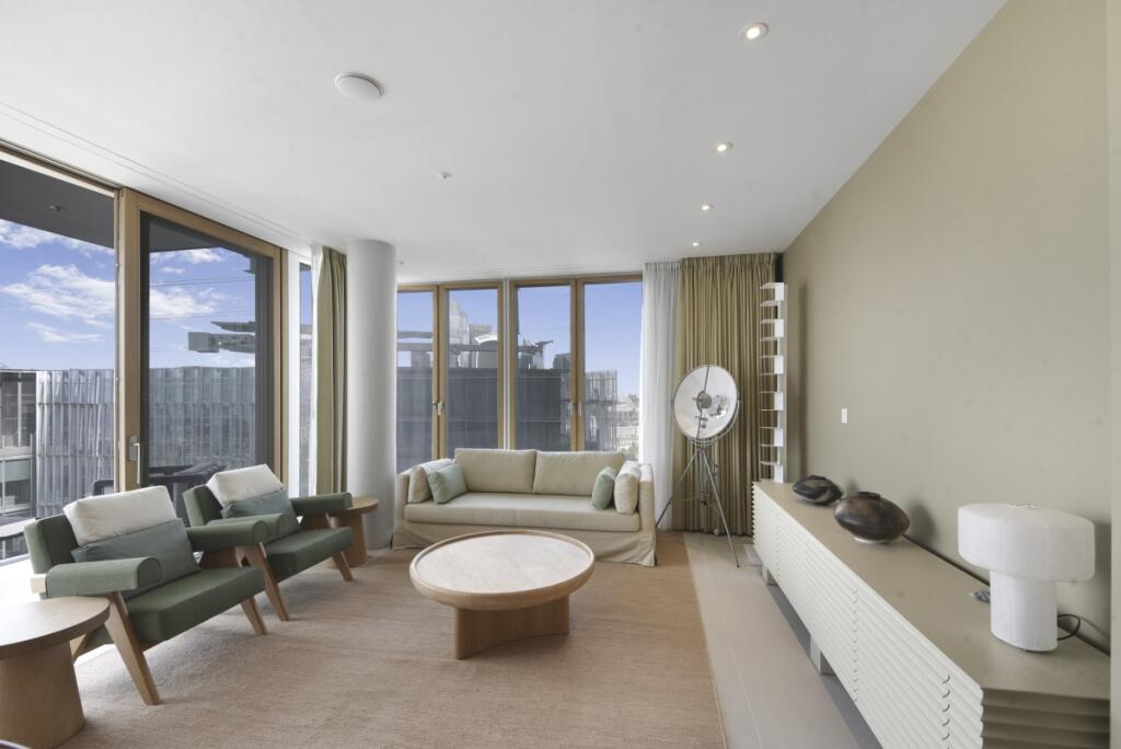 3 bed Apartment for rent in Bermondsey. From JLL - The City - Central London