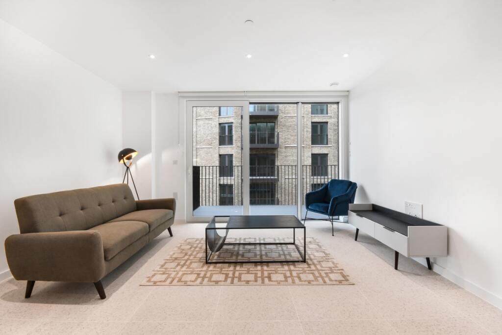 2 bed Apartment for rent in Stepney. From JLL - The City - Central London