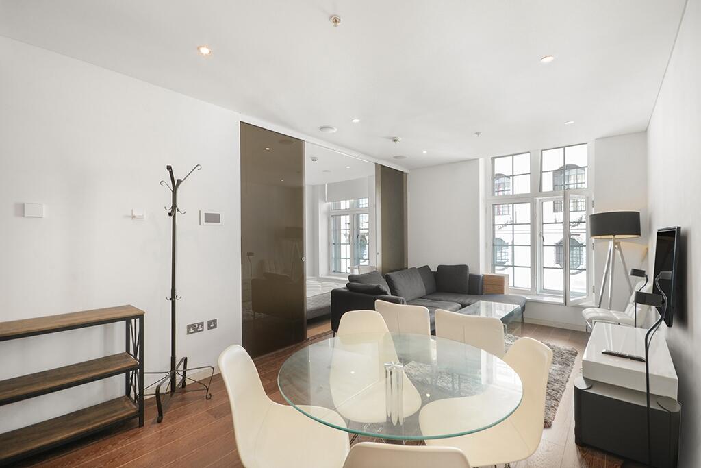 2 bed 1st Floor Flat for rent in Westminster. From JLL - The City - Central London