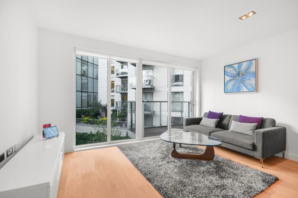 1 bed Apartment for rent in Stepney. From JLL - The City - Central London