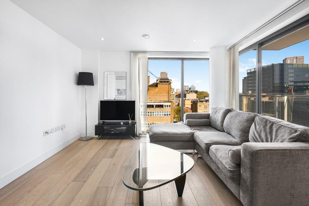 2 bed Apartment for rent in Stepney. From JLL - The City - Central London