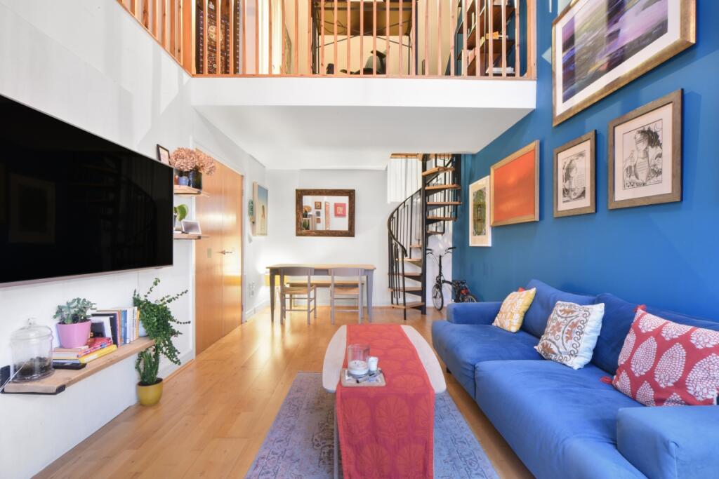 2 bed Apartment for rent in London. From JLL - The City - Central London