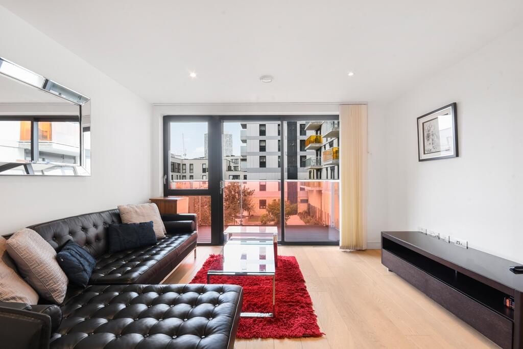 2 bed Apartment for rent in Stepney. From JLL - The City - Central London