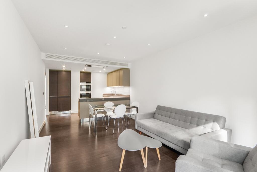 2 bed Apartment for rent in Stepney. From JLL - The City - Central London