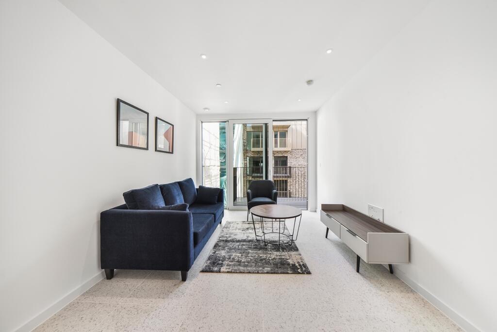 2 bed Apartment for rent in Stepney. From JLL - The City - Central London