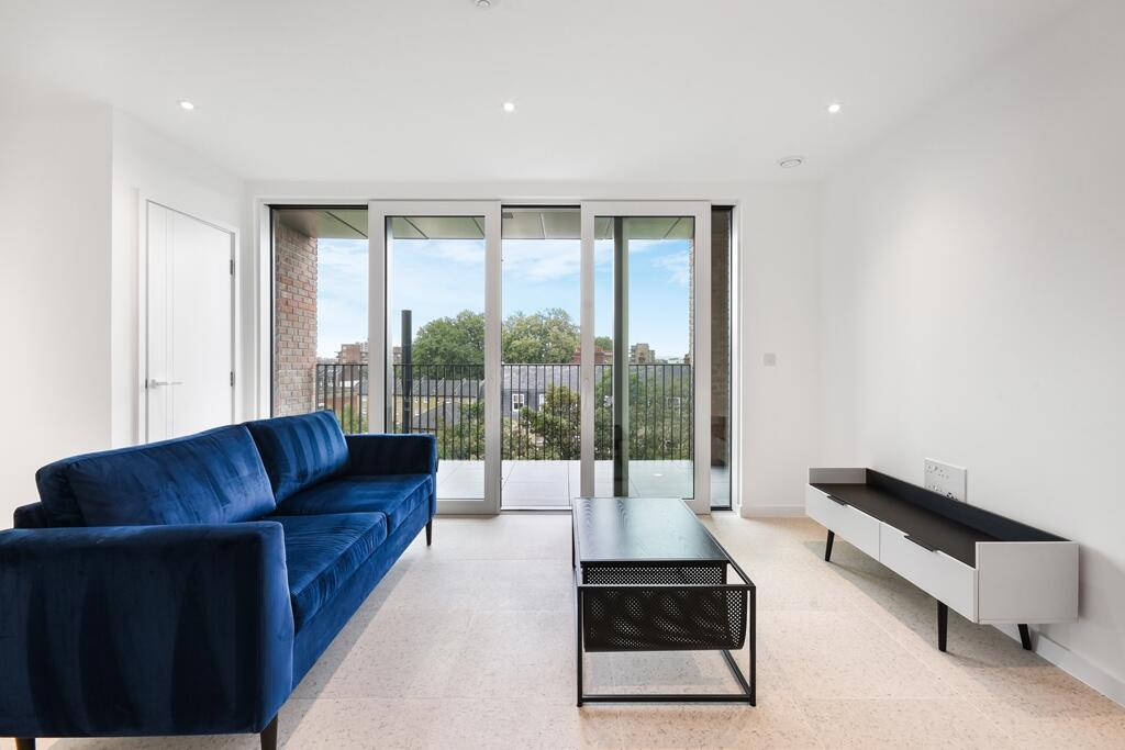2 bed Apartment for rent in Stepney. From JLL - The City - Central London 2 bed Apartment for rent in Stepney. From JLL - The City - Central London