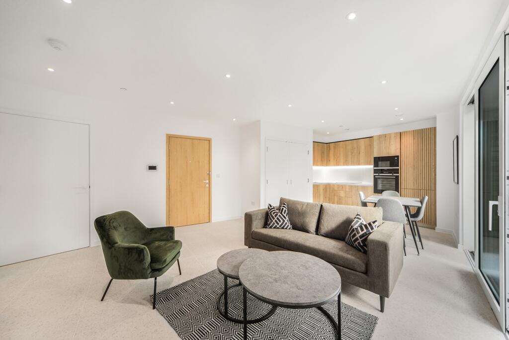 1 bed Apartment for rent in Stepney. From JLL - The City - Central London