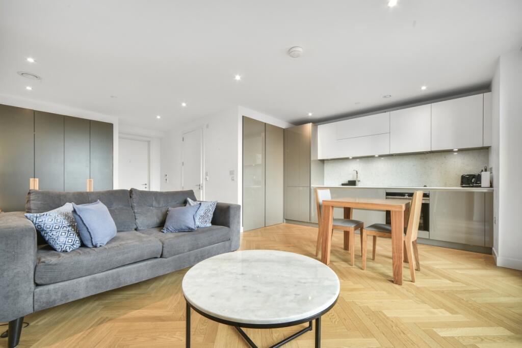 4 bed Apartment for rent in Bermondsey. From JLL - The City - Central London 4 bed Apartment for rent in Bermondsey. From JLL - The City - Central London