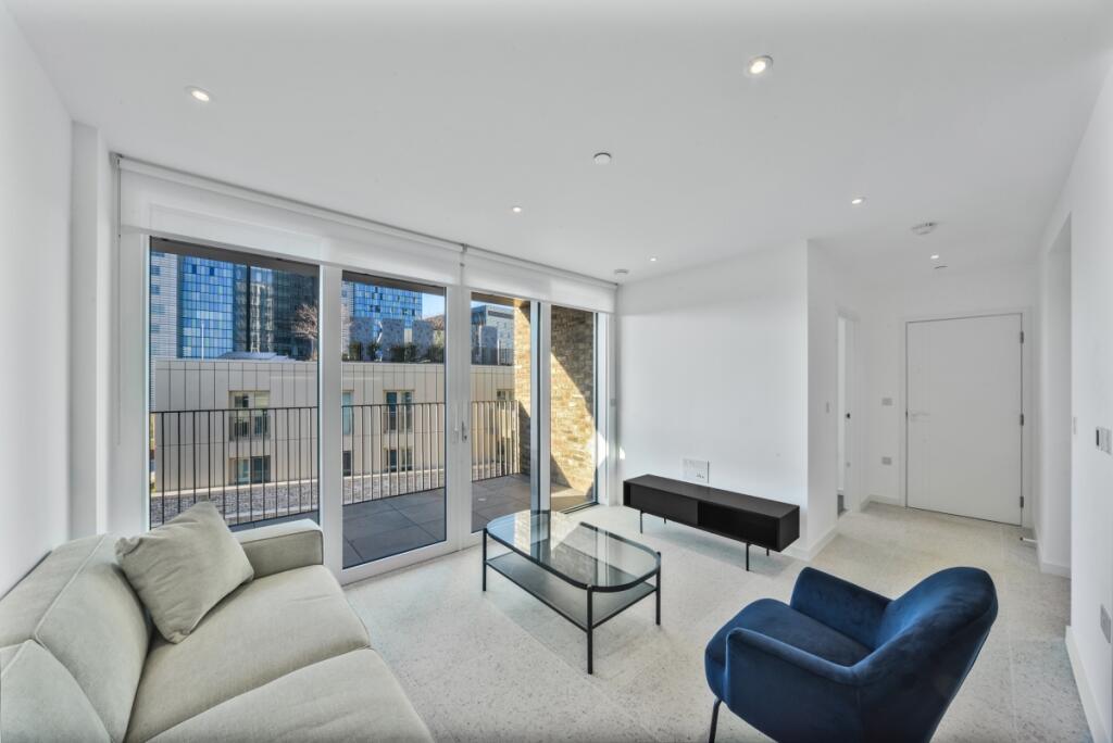 1 bed Apartment for rent in Stepney. From JLL - The City - Central London