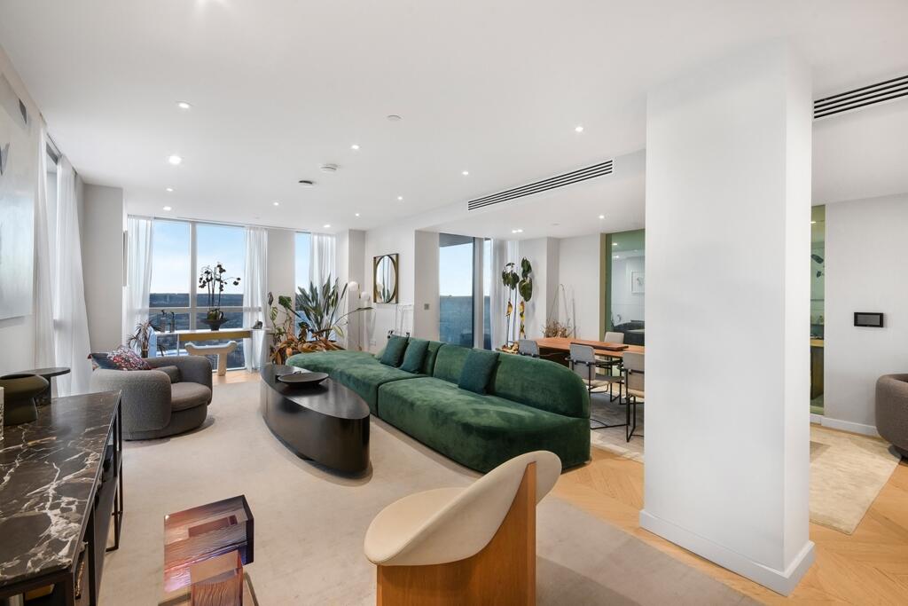3 bed Apartment for rent in Islington. From JLL - The City - Central London