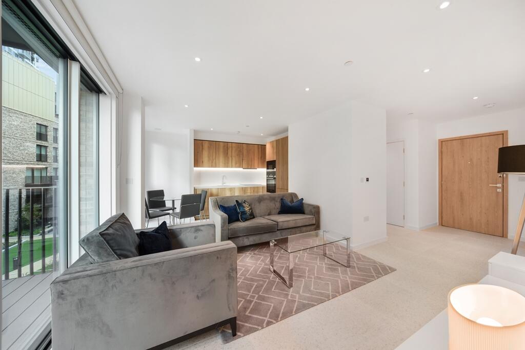 1 bed Apartment for rent in Stepney. From JLL - The City - Central London