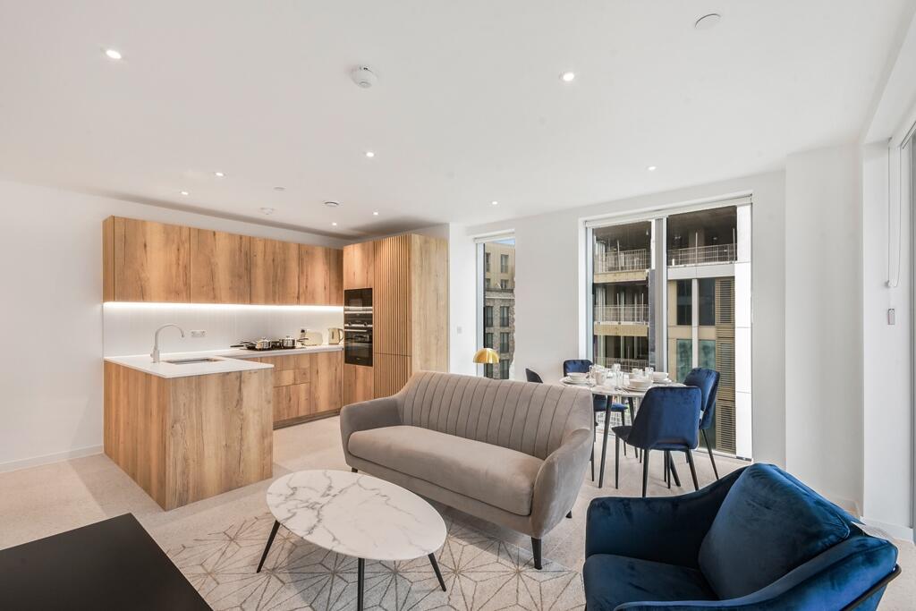 2 bed Apartment for rent in Stepney. From JLL - The City - Central London 2 bed Apartment for rent in Stepney. From JLL - The City - Central London